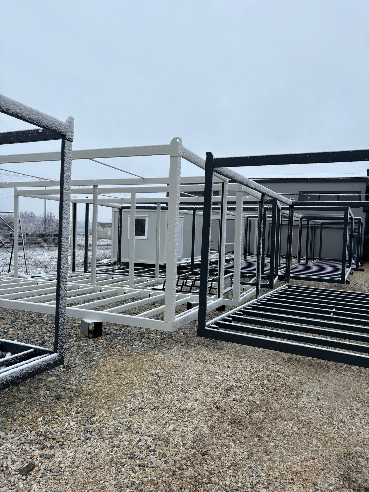 Výroba mobilných skladových kontajnerov 10